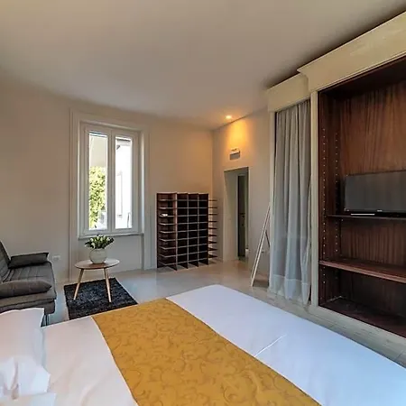 Ortensia D'avalos Resort 2*