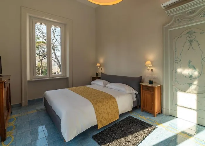 Ortensia D'avalos Курортный комплекс Alvignano